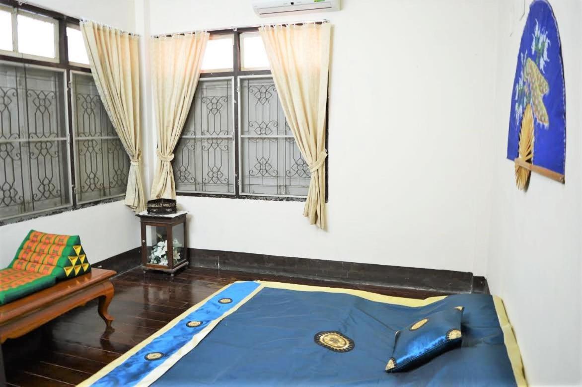 28 Rachabutr Hostel Убонратчатхани Номер фото
